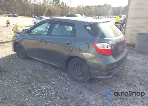 2010 Toyota Matrix z USA, uszkodzony, nr VIN 2T1KU4EE8AC480742